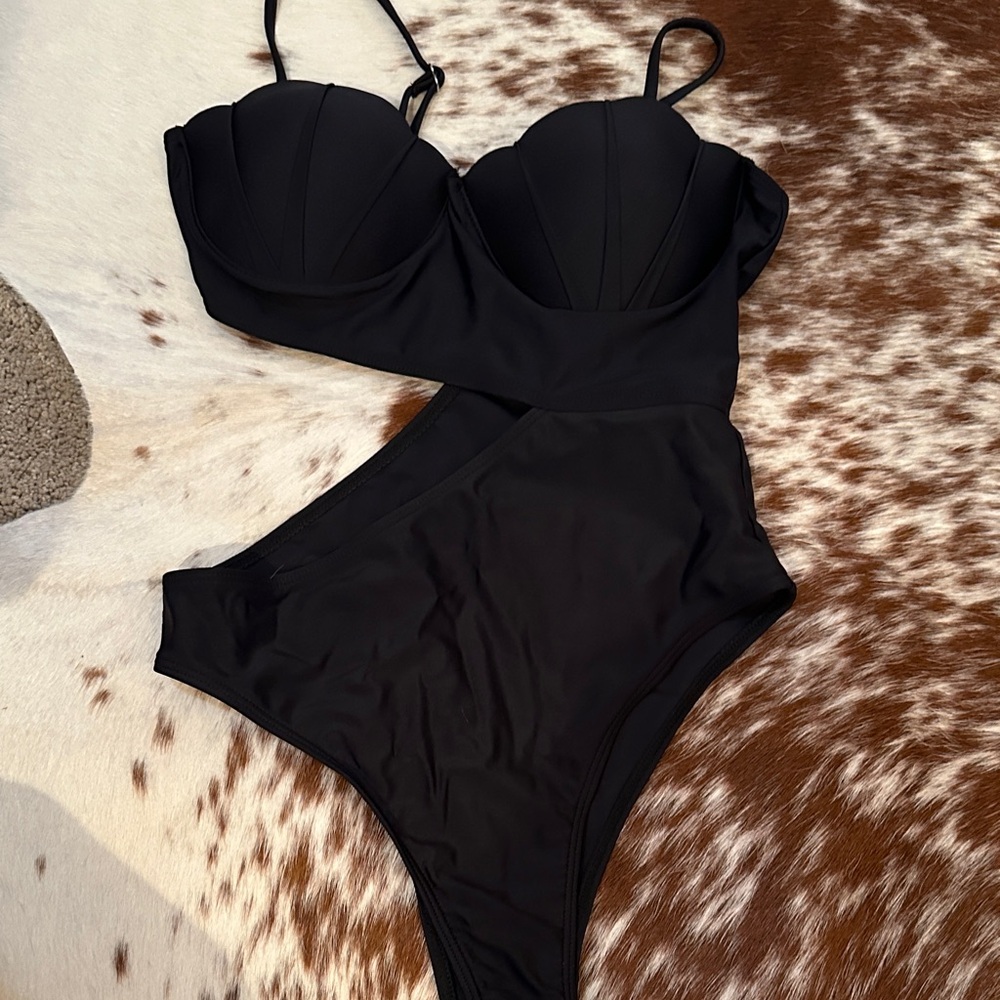 Stylish Black One Piece Swimsuit